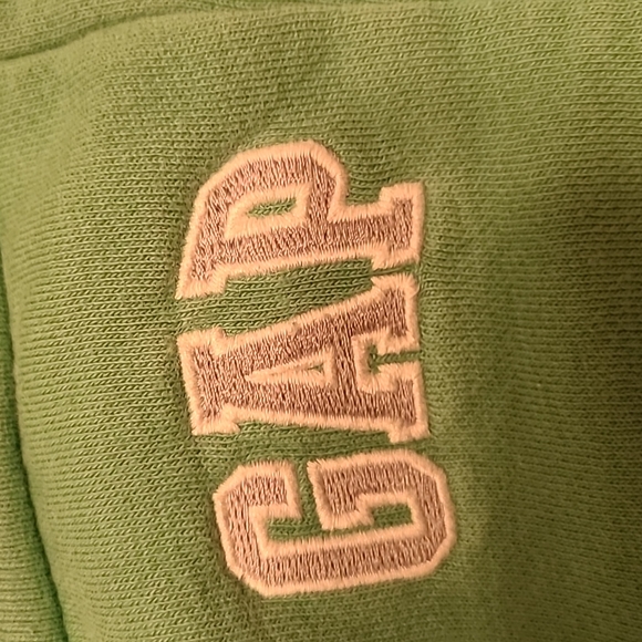 Two pair Gap sweatpants/joggers - Picture 4 of 5